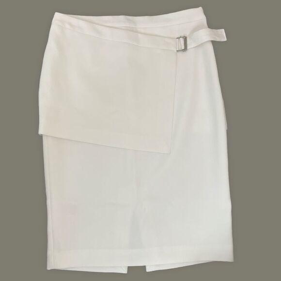 BCBG MaxAzria White Skirt - Size 6 - Color Off White - Picture 1 of 5
